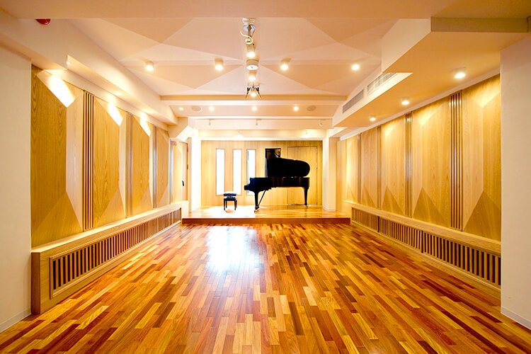 PIANO SALON NOAH
