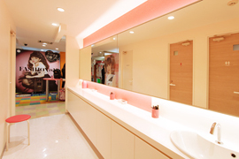 プリクラSHOP NOAにパウダールーム・トイレ・フィッティングルームができました！